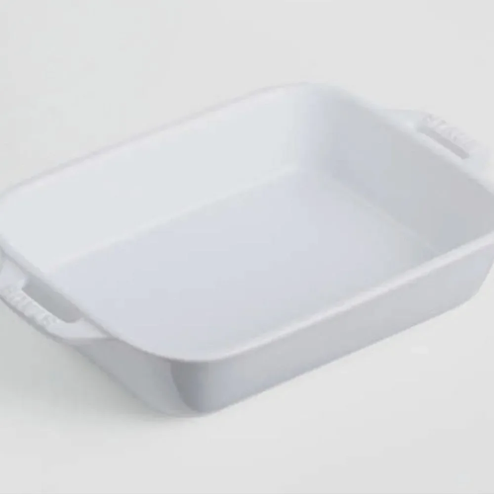 Staub Rectangular 1.05QT Ceramic‎ Baking Dish- White